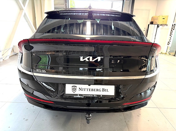 Kia EV6 5 of 17