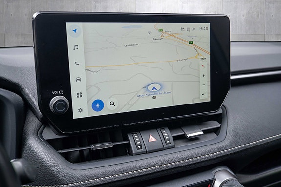 Toyota RAV4 Plug-in Hybrid 14 of 20