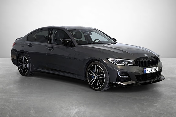 BMW 330e 3 of 5