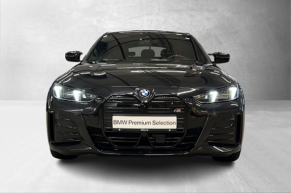 BMW i4 2 of 5