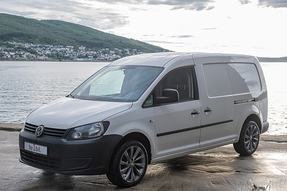 Volkswagen Caddy Maxi 3 of 5