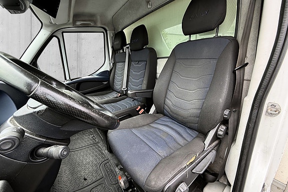 Iveco Daily 9 of 30