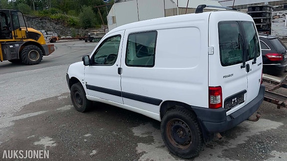 Peugeot Partner 2 of 6