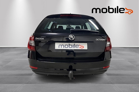 Skoda Octavia 4 of 5