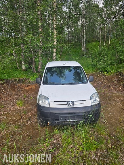 Peugeot Partner 2 of 5