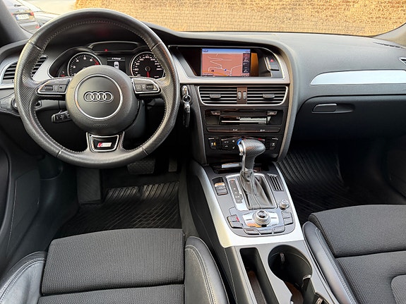 Audi A4 8 of 17