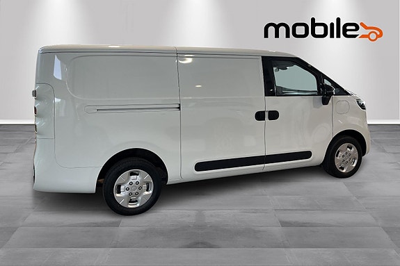 Maxus e-Deliver 5 2 of 29