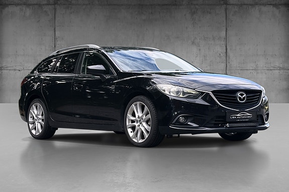 Mazda 6 3 of 5