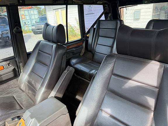 Land Rover Range Rover 9 of 14