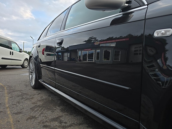 Audi RS4 22 of 30