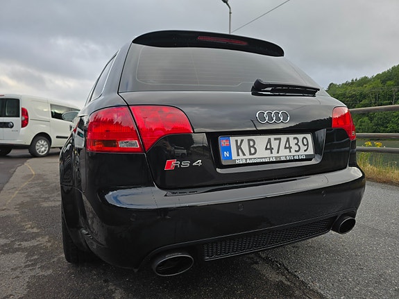 Audi RS4 13 of 30