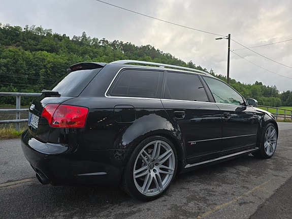 Audi RS4 17 of 30