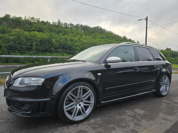 Audi RS4 7 of 30