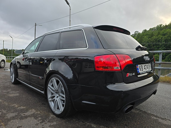 Audi RS4 11 of 30