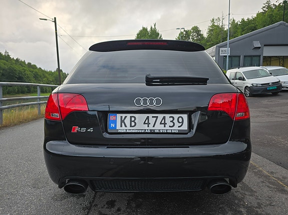 Audi RS4 14 of 30