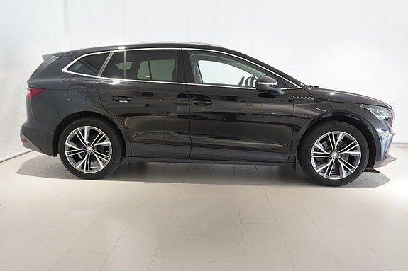 Skoda Enyaq 2 of 5