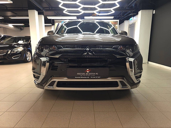Mitsubishi Outlander 2 of 30