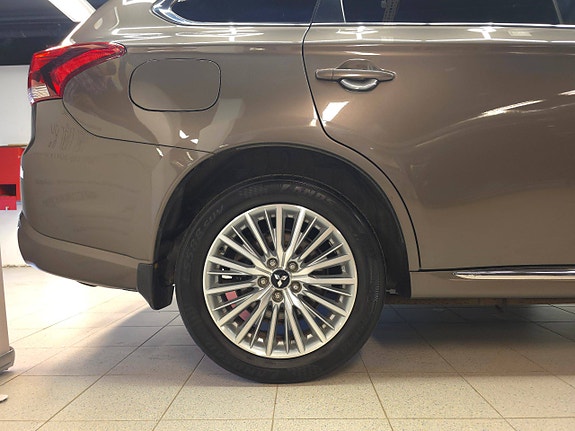 Mitsubishi Outlander 10 of 30