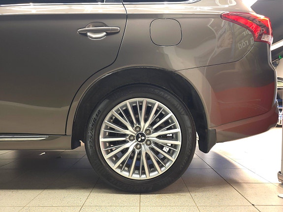 Mitsubishi Outlander 5 of 30
