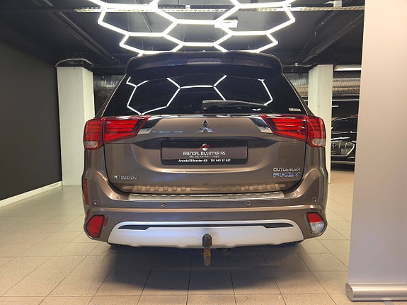 Mitsubishi Outlander 8 of 30