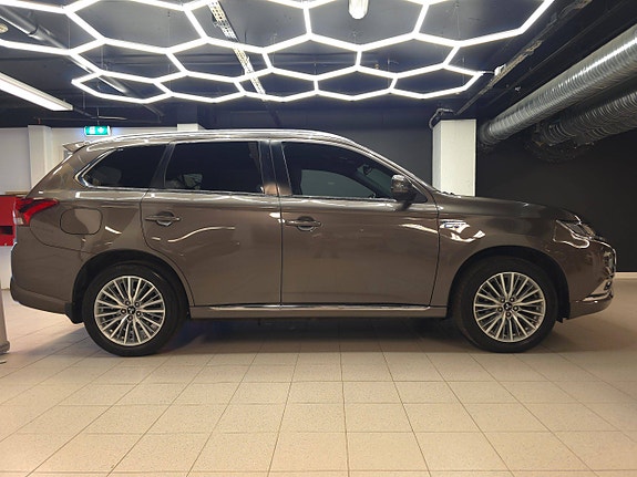 Mitsubishi Outlander 11 of 30