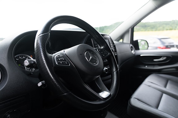 Mercedes-Benz Vito 119 14 of 25