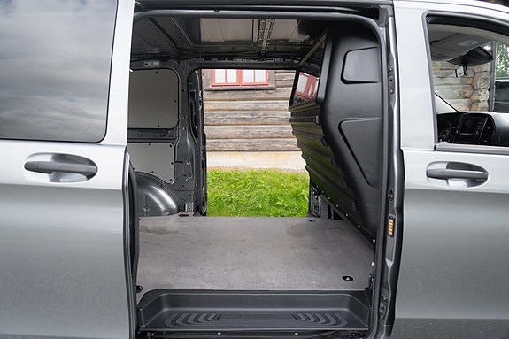 Mercedes-Benz Vito 119 22 of 25