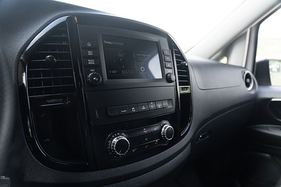 Mercedes-Benz Vito 119 19 of 23