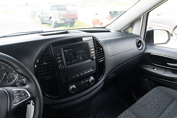 Mercedes-Benz Vito 119 18 of 23
