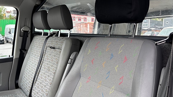 Volkswagen Transporter 16 of 30