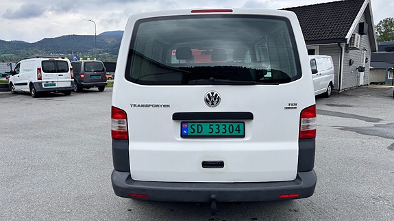 Volkswagen Transporter 4 of 30
