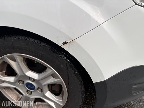 Ford Transit Courier 30 of 30