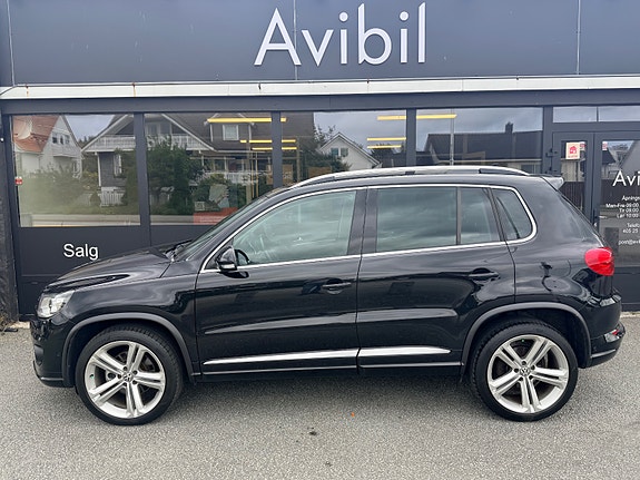 Volkswagen Tiguan 2 of 5