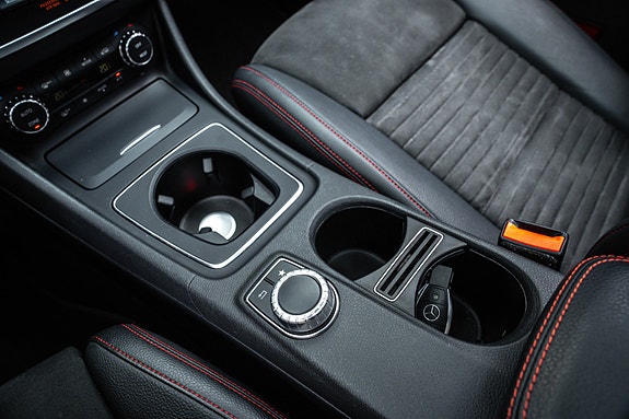 Mercedes-Benz CLA200 d 20 of 27