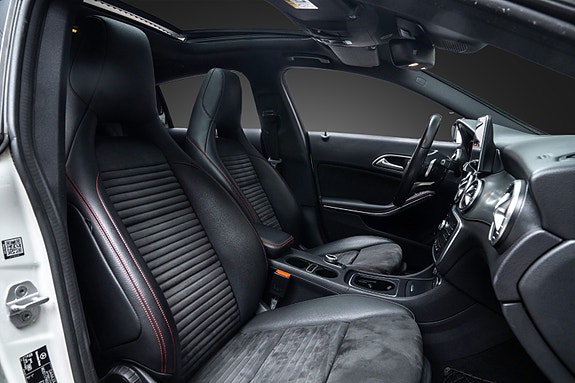 Mercedes-Benz CLA200 d 26 of 27