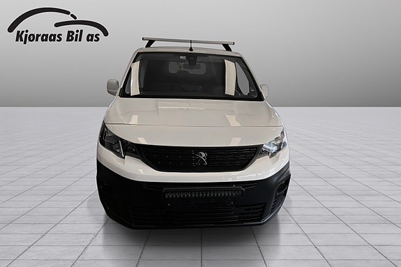 Peugeot Partner 2 of 5