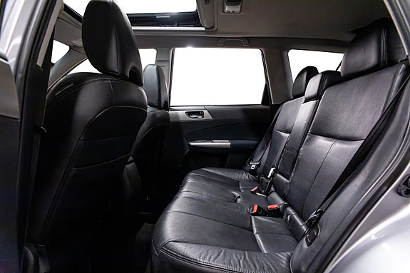 Subaru Forester 30 of 30