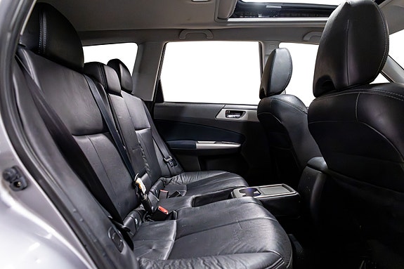 Subaru Forester 23 of 30
