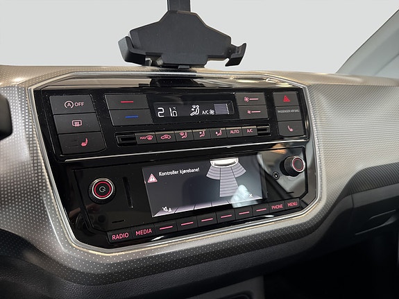Volkswagen UP! 11 of 17