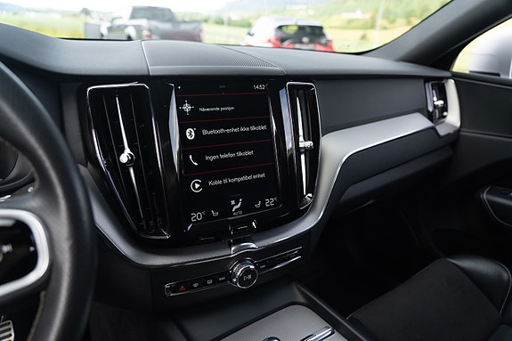 Volvo XC60 20 of 27