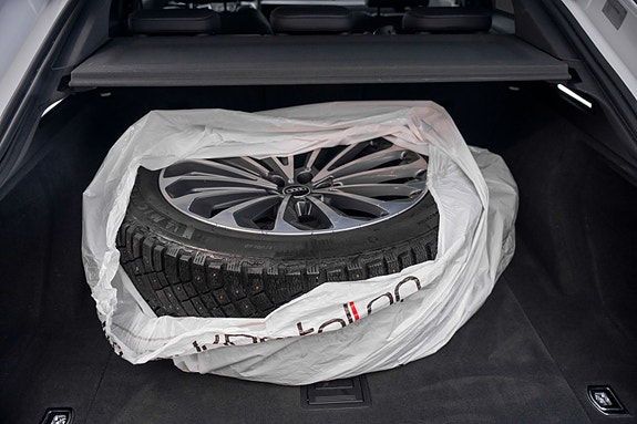 Audi e-tron Sportback 27 of 28