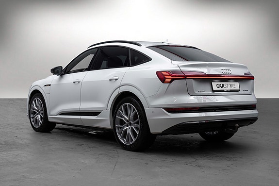 Audi e-tron Sportback 5 of 28