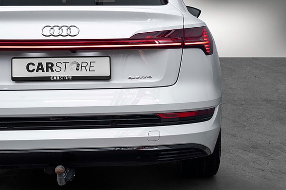 Audi e-tron Sportback 8 of 28