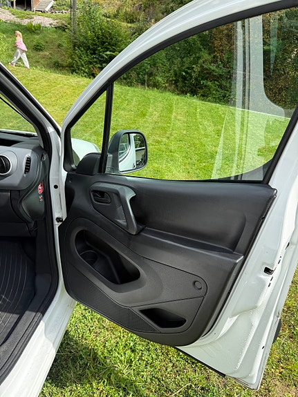 Peugeot Partner 5 of 5