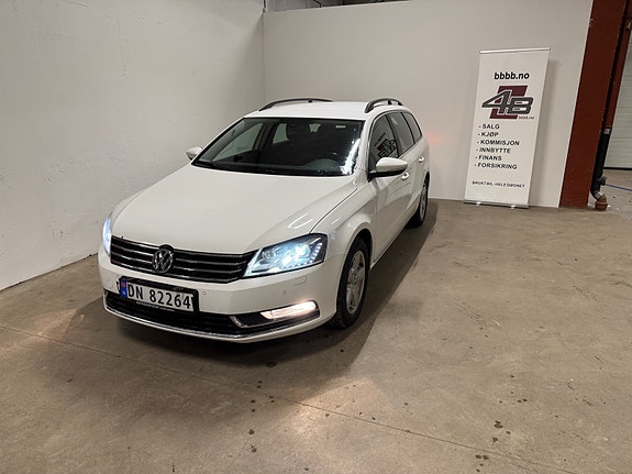 Volkswagen Passat 2 of 5
