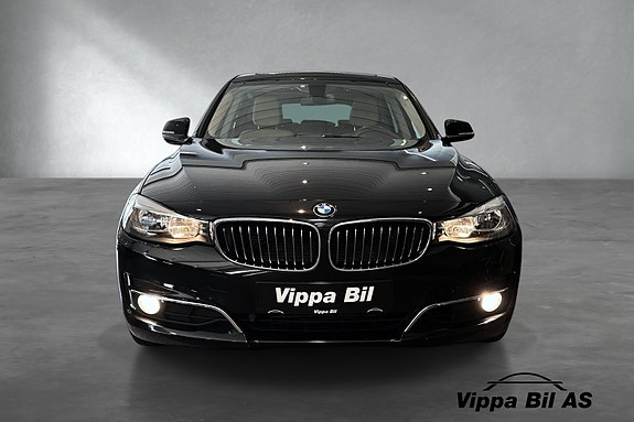 BMW 320xd 2 of 30