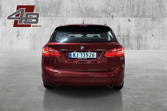BMW 220d 6 of 30