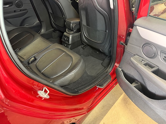 BMW 220d 19 of 30