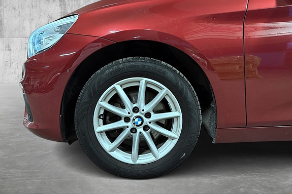 BMW 220d 8 of 30