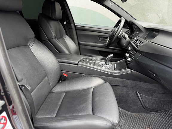BMW 520d 18 of 28